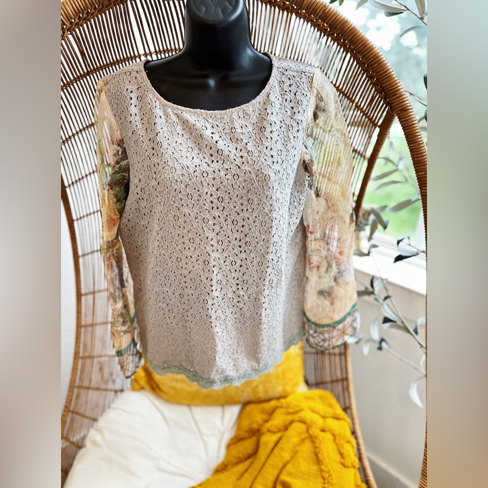 Sundance Mixed Media Silk Lace Blouse Beige Floral Size Small